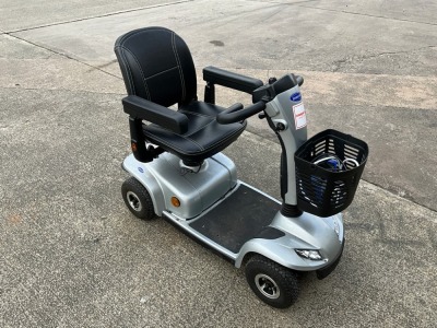 INVACARE LEO BATTERY POWERED MOBILITY SCOOTER