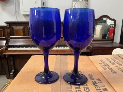 12no. LIBBEY COBALT BLUE WINE GLASSES 11.5oz/ 340ml