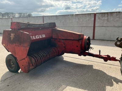 WELGER SINGLE AXLE SQUARE BALER