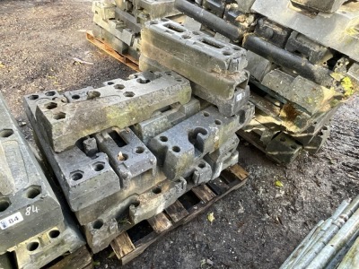 PALLET TO INC. APPROX 16No. TEMPORARY FENCING FEET