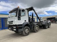 IVECO TRAKKER 360 8x4 32 TON HOOK LOADER - 5