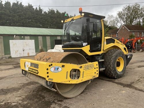 BOMAG BW213D-5 13 TON ARTICULATED VIBRATING ROLLER