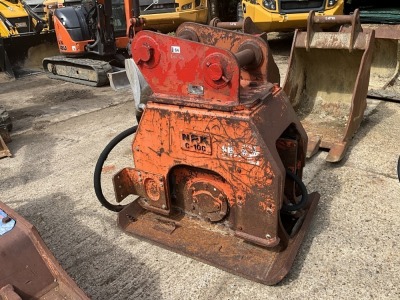 NPK C10C COMPACTION PLATE TO SUIT 30 TON MACHINE