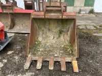 APPROX 4ft TOOTHED DIGGING BUCKET TO SUIT 30 TON MACHINE - 2