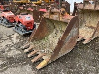 APPROX 4ft TOOTHED DIGGING BUCKET TO SUIT 30 TON MACHINE - 3