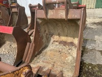 APPROX 3.6ft TOOTHED DIGGING BUCKET TO SUIT 30 TON MACHINE - 2
