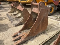 APPROX 2ft TOOTHED DIGGING BUCKET TO SUIT 30 TON MACHINE - 4