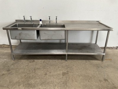 STAINLESS STEEL DOUBLE DRAINER WITH UPSTAND