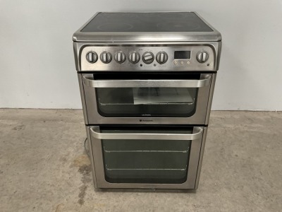 HOTPOINT HUE61 ELECTRIC COOKER