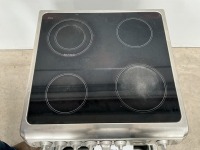 HOTPOINT HUE61 ELECTRIC COOKER - 8