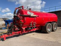 REDROCK 4500 GALLON TWIN AXLE SLURRY TANKER