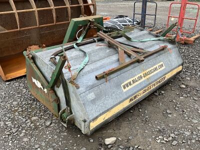 APPROX 6ft MAJOR 7000 HYDRAULIC ROAD BRUSH TO SUIT TRACTOR