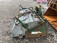 APPROX 6ft MAJOR 7000 HYDRAULIC ROAD BRUSH TO SUIT TRACTOR - 4