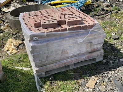 PALLET TO INC. APPROX 270No. UNUSED RED BRICK