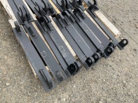 10No. UNUSED JCB BRACKETS (5No. PAIRS)