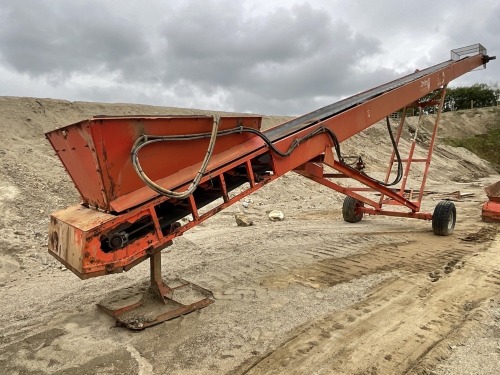 FINLAY 530 APPROX 50ft HYDRAULIC DRIVEN MOBILE CONVEYOR STACKER/STOCK PILER