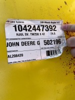 JOHN DEERE 42X25 8 STUD RIM - 2