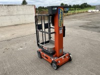 JLG PECOLIFT PERSONNEL LIFT - 6