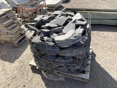 PALLET TO INC. LARGE SELECTION OF SLATE GARDEN WALLING