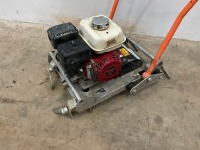 BELLE PETROL VIBRATING SCREED UNIT - 2