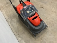 FLYMO ULTRA GUIDE 240V LAWNMOWER - 4