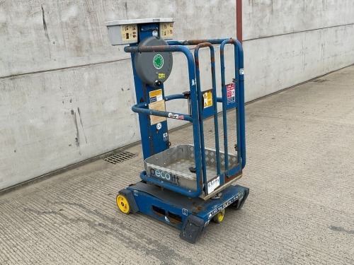 NANO POWER TOWER SELF PROPELLED PERSONNEL LIFT