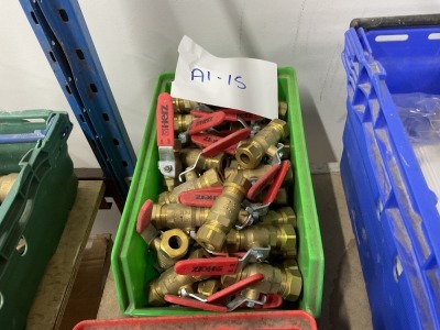 PLASTIC CRATE TO INC. LARGE SELECTION OF BRASS VALVES