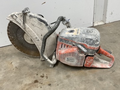 HUSQVARNA K970 PETROL CONCRETE SAW & DIAMOND BLADE