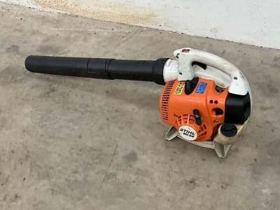 STIHL BG56 PETROL LEAF BLOWER