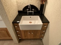 EX-DISPLAY FRANKE CERAMIC BELFAST SINK SHAKER VANITY UNIT