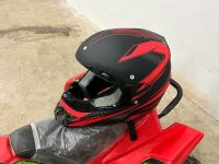 UNUSED 50cc 2 STROKE PETROL CHILDS QUAD & HELMET (RED) - 7