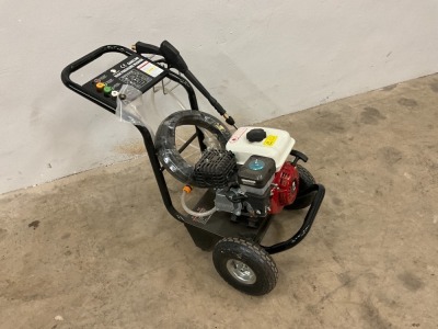 UNUSED MOBILE PETROL POWER WASHER