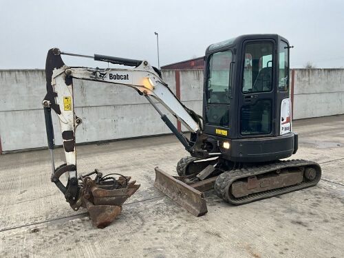 BOBCAT E26 2.6 TON MINI DIGGER