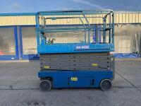 GENIE GS3246 BATTERY OPERATED SCISSOR LIFT - 6