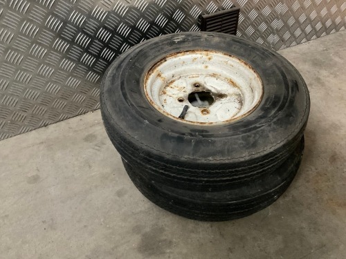 2No. 5.20-10 PART WORN TYRES & 4 STUD RIMS