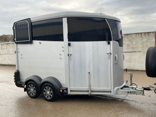 IFOR WILLIAMS HBX511 TWIN AXLE 2700KGS HORSEBOX