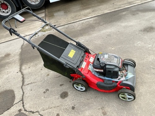 SNAPPER WALK BEHIND PETROL LAWNMOWER