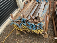 METAL STILLAGE TO INC. APPROX. 55No. 4ft TRANSOMES - 2