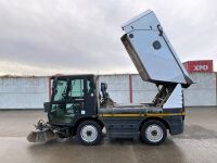 SCHMIDT COMPACT 200 5 TON ROAD LEGAL SWEEPER - 18