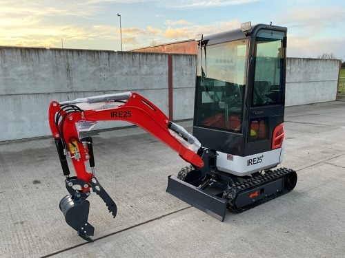 UNUSED IRE 25 MINI DIGGER