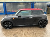 MINI COOPER 1.6 D - 4