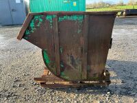 LARGE FORKLIFT TIPPING SKIP (GREEN) - 4