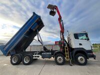 SCANIA R400 8x4 32 TON MANUAL TIPPING GRAB LORRY  - 33