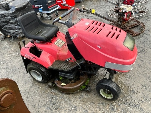 TWIN CUT RIDE ON LAWNMOWER