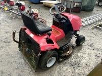 TWIN CUT RIDE ON LAWNMOWER - 7