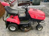 TWIN CUT PLUS RIDE ON LAWNMOWER - 8