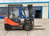 DOOSAN FA25 2.5 TON DIESEL FORKLIFT - 6