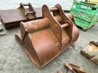 APPROX 5ft TOOTHED DIGGING BUCKET TO SUIT 20 TON MACHINE - 3