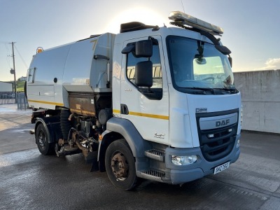 DAF LF220 EURO 6 15 TON 4X2 JOHNSTON ROAD SWEEPER