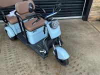 UNUSED IRGCC40 BATTERY OPERATED 3 WHEEL 3 SEATER CART - 3